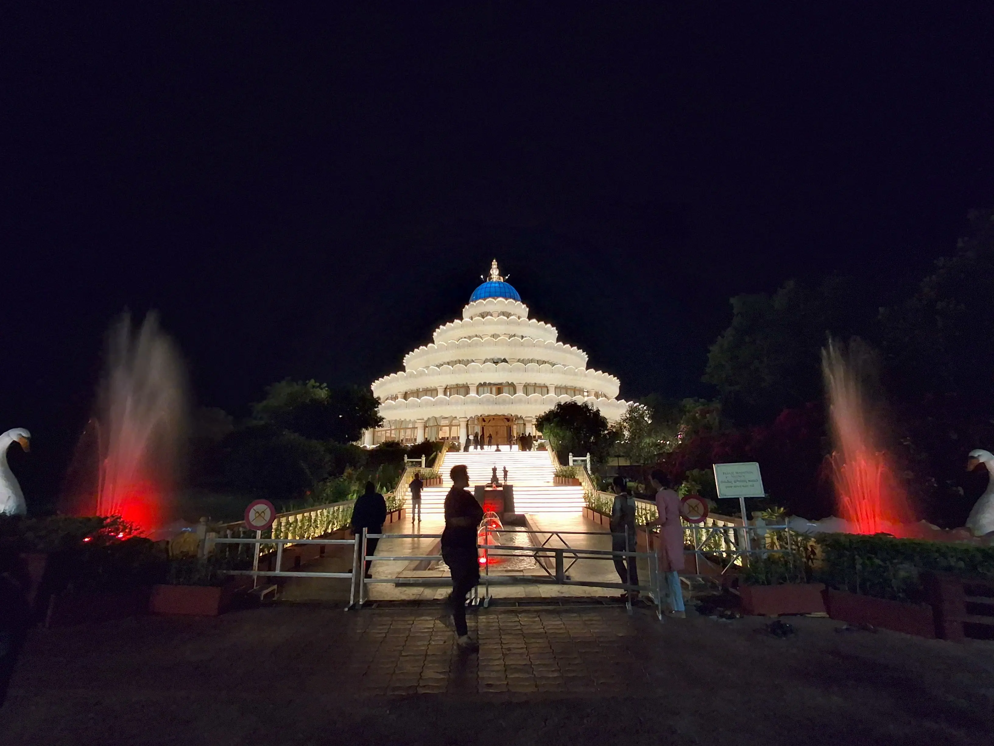 The beautifully illuminated monument at night
